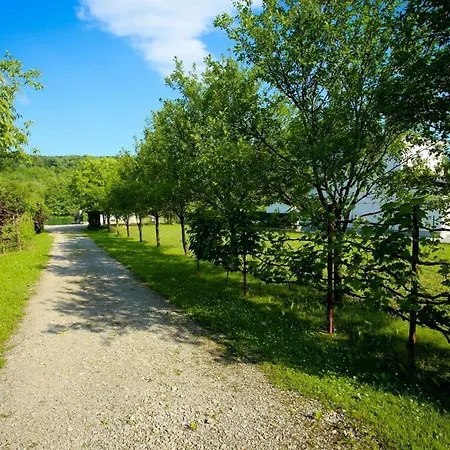 Vikend Kuca Lohovski Put Apartman